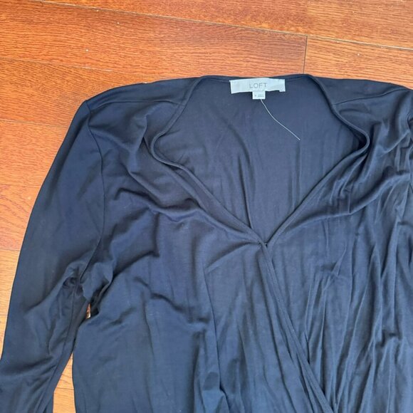 LOFT Black Top Size Medium V Neck Long Sleeves Faux Wrap - Picture 3 of 6